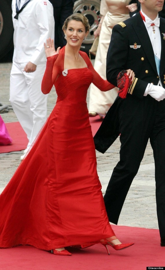 princesa-letizia-look-boda-real-dinamarca.jpg